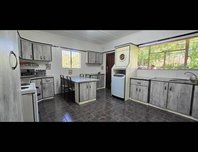 4 BEDROOM HOUSE FOR SALE IN LINCOLN MEADE